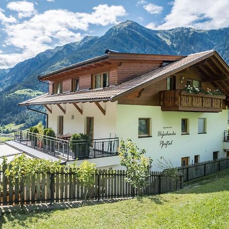 Hofschenke Pfeiftal - Bergwiese San Martino di Castrozza Eksteriør billede