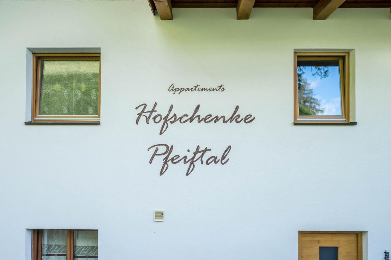 Hofschenke Pfeiftal - Bergwiese San Martino di Castrozza Eksteriør billede