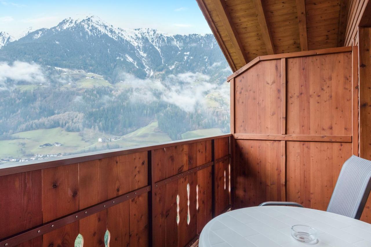 Hofschenke Pfeiftal - Bergwiese San Martino di Castrozza Eksteriør billede